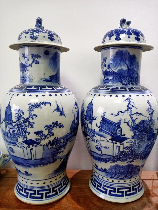 古玩陶瓷清代青花山水通景樊壯罐一對拍賣,當前價格19999元