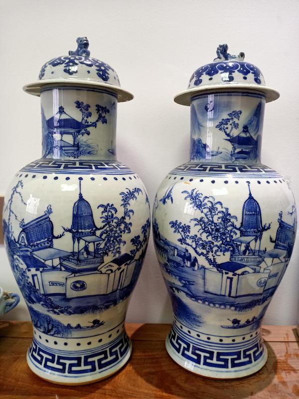 古玩陶瓷清代青花山水通景樊壯罐一對拍賣,當前價格19999元