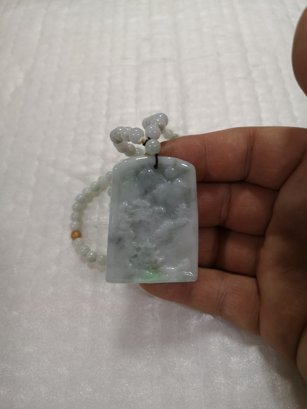 古玩玉器山水牌子拍賣,當前價格450元