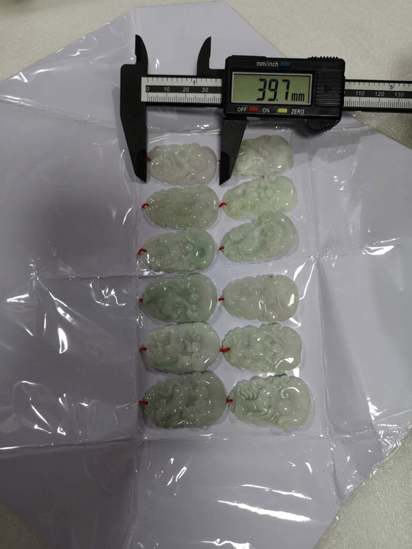 古玩玉器12生肖吊墜拍賣，當前價格680元