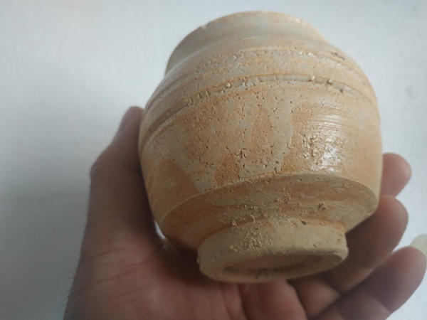 古玩陶瓷影青罐拍賣(mài),當(dāng)前價(jià)格388元