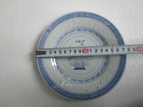 古玩陶瓷景德鎮玲瓏瓷盤拍賣,當前價格88元