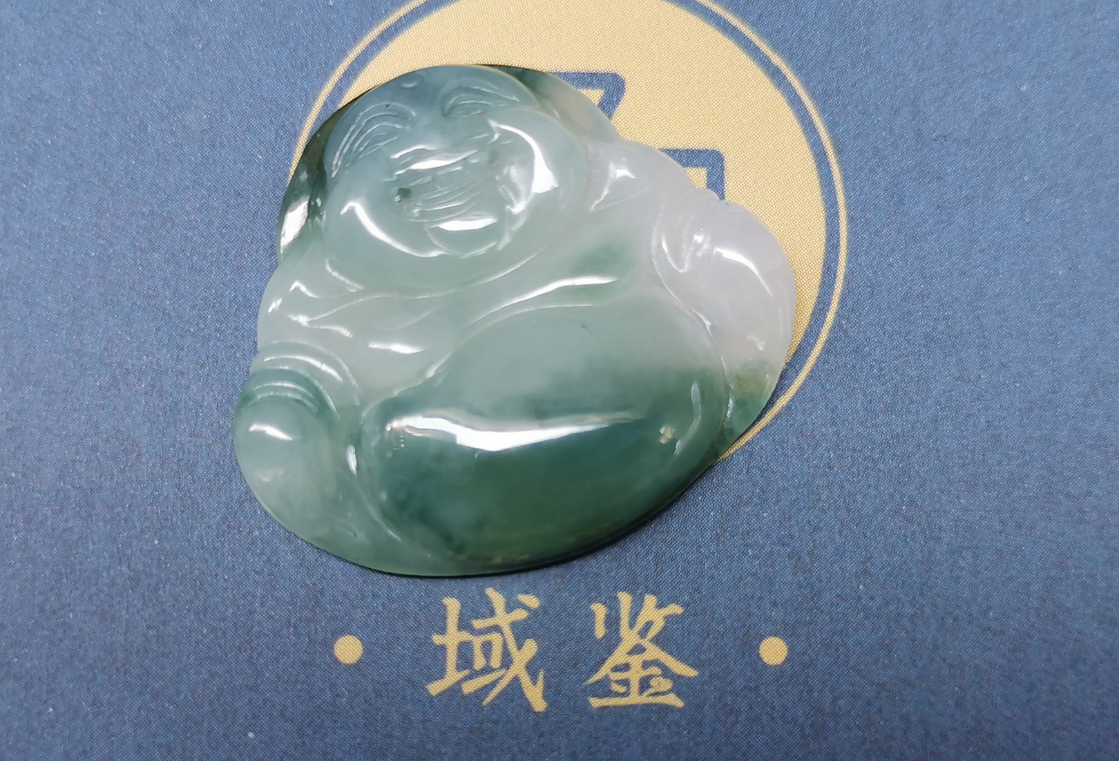中国古玩唐物緑砡石翡翠青砡手彫水盠美術品【送料無料/即納