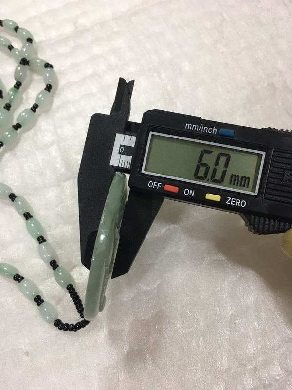 古玩玉器山水牌子拍賣,當前價格680元