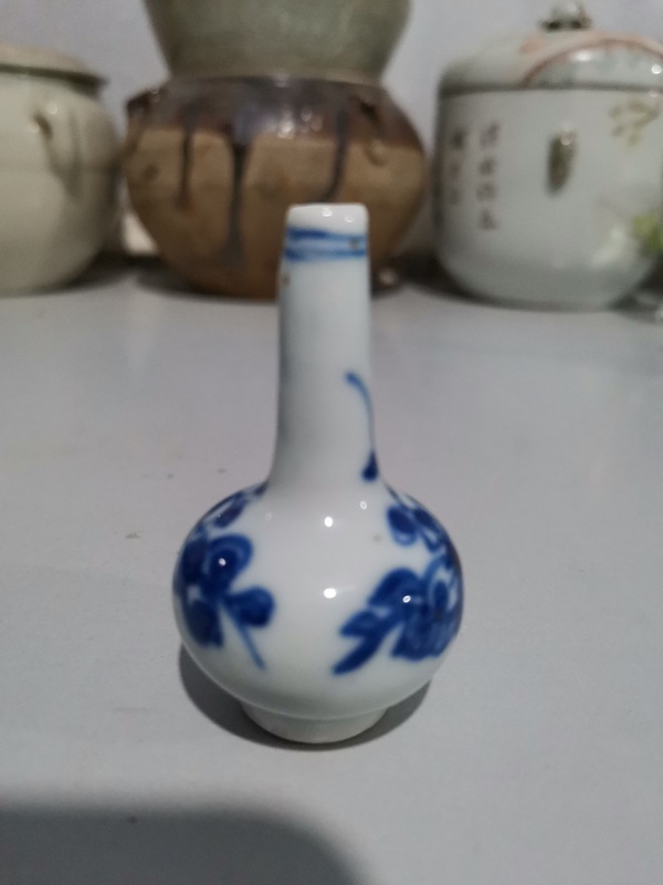 古玩陶瓷康熙青花天球瓶拍賣,當前價格968元