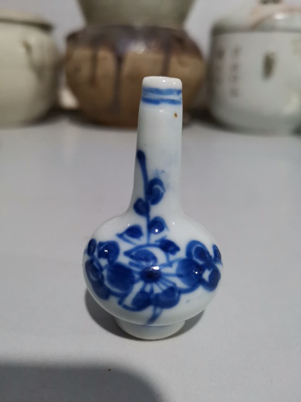 古玩陶瓷康熙青花天球瓶拍賣,當前價格968元