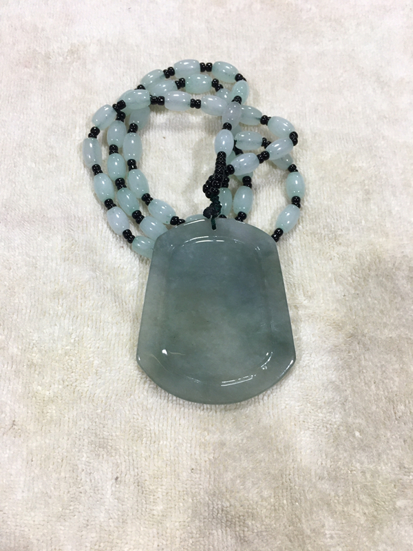 古玩玉器山水牌子拍賣,當前價格678元
