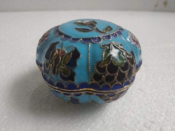 古玩陶瓷景泰藍掐絲琺瑯粉盒拍賣,當前價格168元