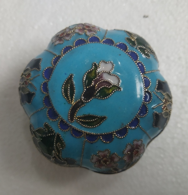 古玩陶瓷景泰藍掐絲琺瑯粉盒拍賣,當前價格168元