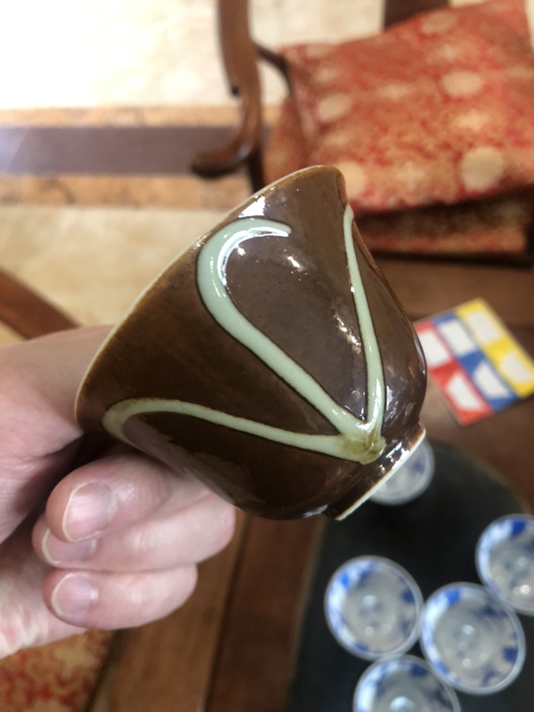 古玩陶瓷外紫金釉內(nèi)青花魚藻紋杯拍賣，當(dāng)前價(jià)格888元