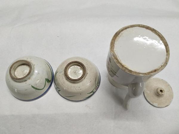 古玩陶瓷民國彩繪花卉紋壺碗一套拍賣，當(dāng)前價格800元