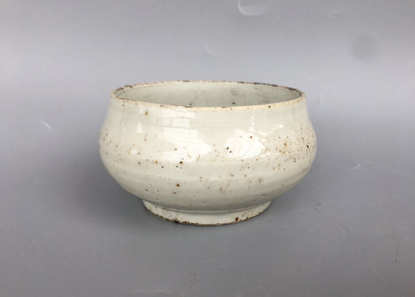 古玩轉(zhuǎn)賣清早期.白釉缽拍賣，當(dāng)前價(jià)格3500元