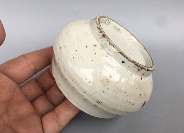 古玩陶瓷清早期.白釉缽拍賣,當前價格680元