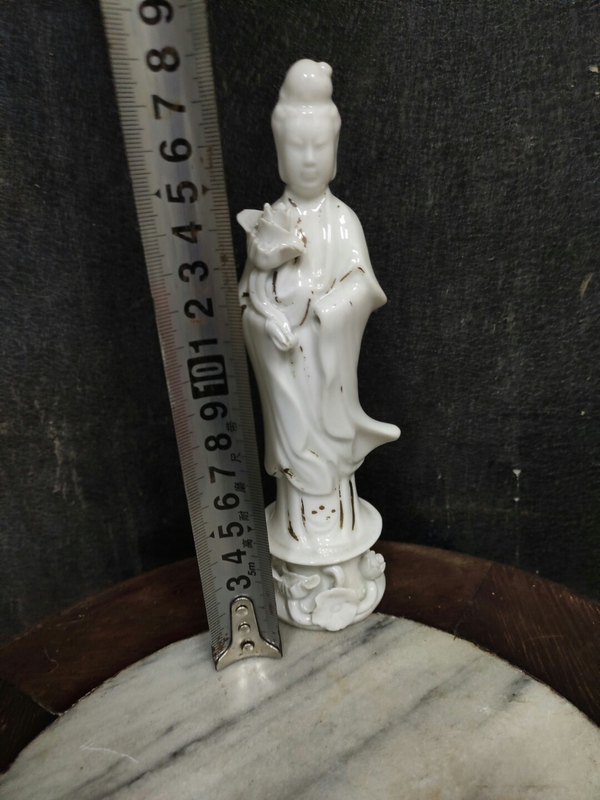 古玩陶瓷清德化白釉觀音像拍賣,當前價格2600元