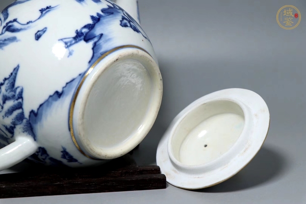 古玩陶瓷乾隆·青花山水人物紋壺真品鑒賞圖
