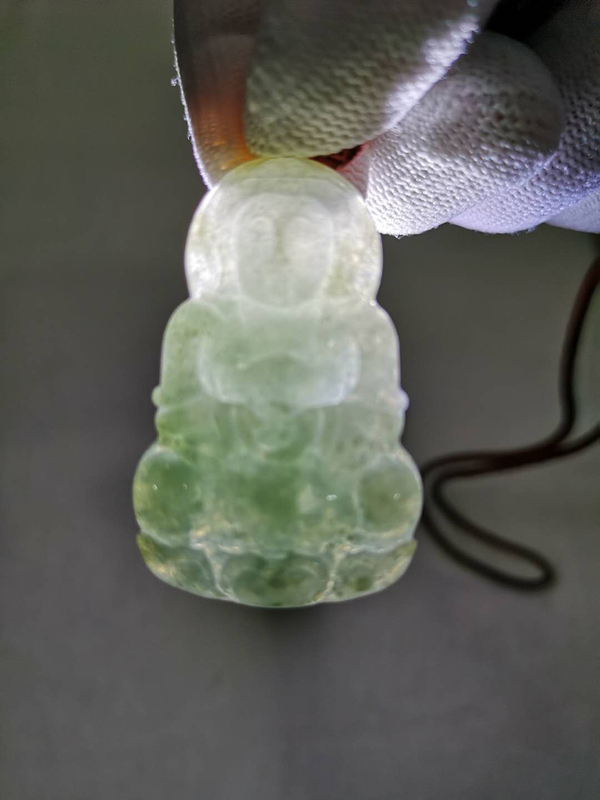 古玩玉器觀音拍賣,當前價格580元