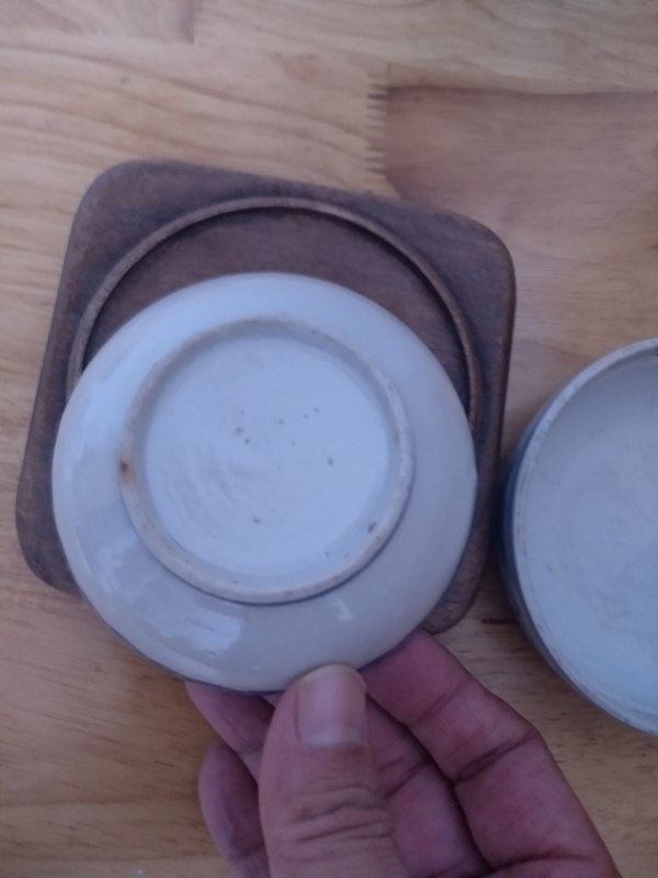 古玩陶瓷清中期花卉紋青花蓋盒拍賣,當前價格666元