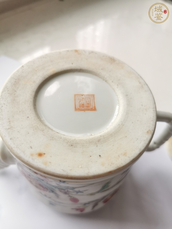 古玩陶瓷粉彩花卉紋茶壺真品鑒賞圖