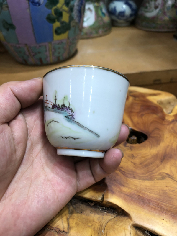 古玩陶瓷細路人物粉彩把杯拍賣，當前價格2000元