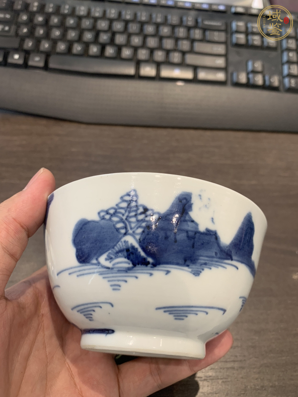 古玩陶瓷青花蓋碗真品鑒賞圖