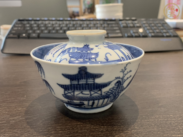 古玩陶瓷青花蓋碗真品鑒賞圖