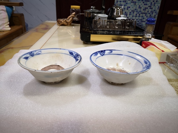 古玩陶瓷清代磁州窯青花碗拍賣,當(dāng)前價(jià)格550元