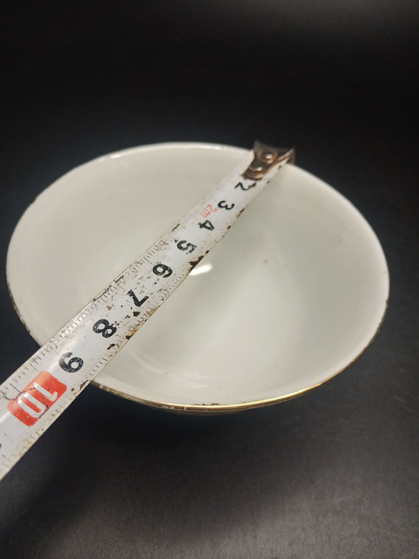 古玩陶瓷大清乾隆年制款花卉紋彩繪碗拍賣,當前價格450元