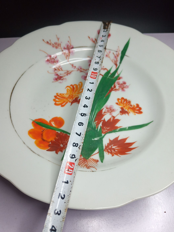 古玩陶瓷粉彩梅蘭菊花卉紋花口盤拍賣，當前價格498元