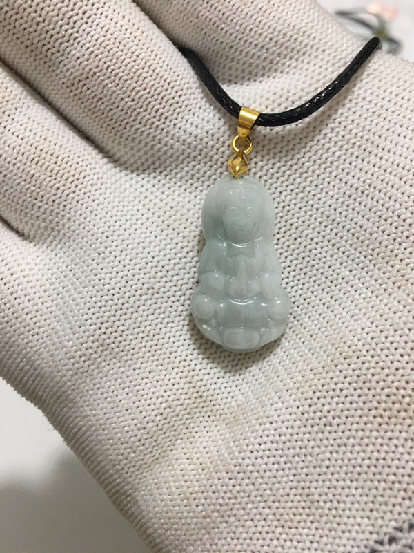 古玩玉器掛件拍賣,當前價格198元