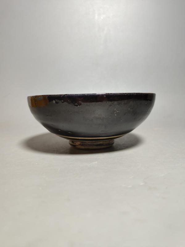 古玩陶瓷宋金耀州窯弦紋黑釉盞(茶器)拍賣,當(dāng)前價(jià)格7588元