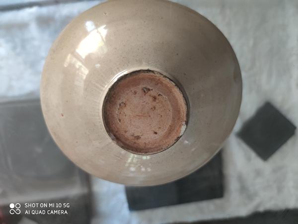 古玩陶瓷刻花篦紋影清碗拍賣,當前價格1600元