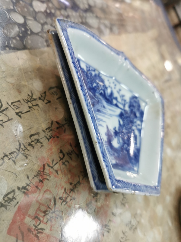 古玩陶瓷清中期 青花攢盤兩只拍賣,當前價格900元