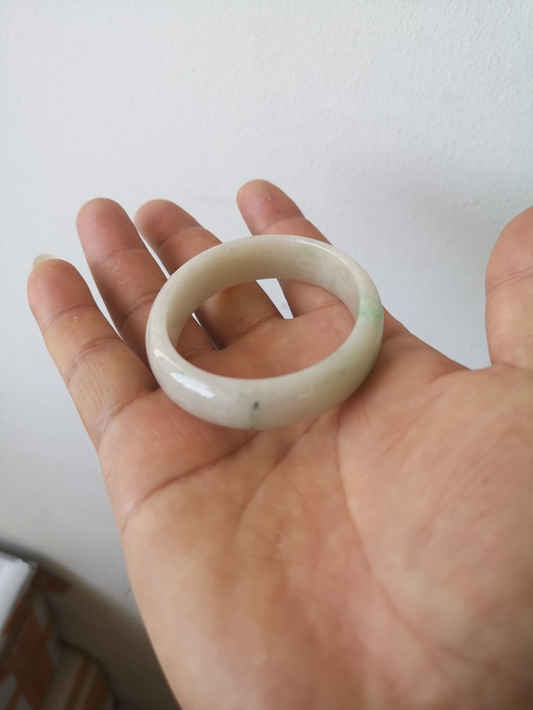 古玩玉器翡翠鐲拍賣,當前價格580元