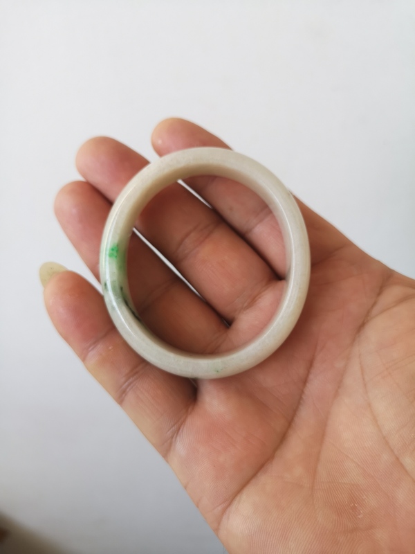 古玩玉器翡翠鐲拍賣,當前價格580元