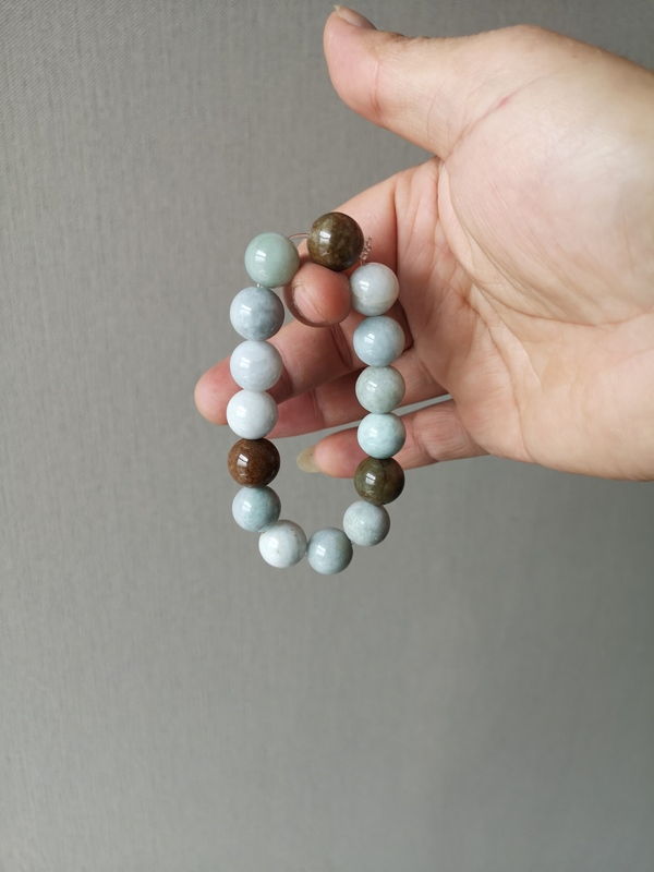 古玩玉器翡翠手串拍賣,當前價格198元
