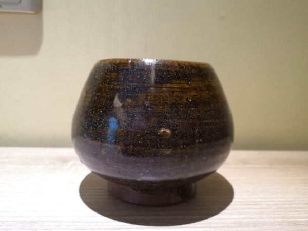 古玩陶瓷耀州窑系酱釉鸡心罐拍卖，当前价格12000元
