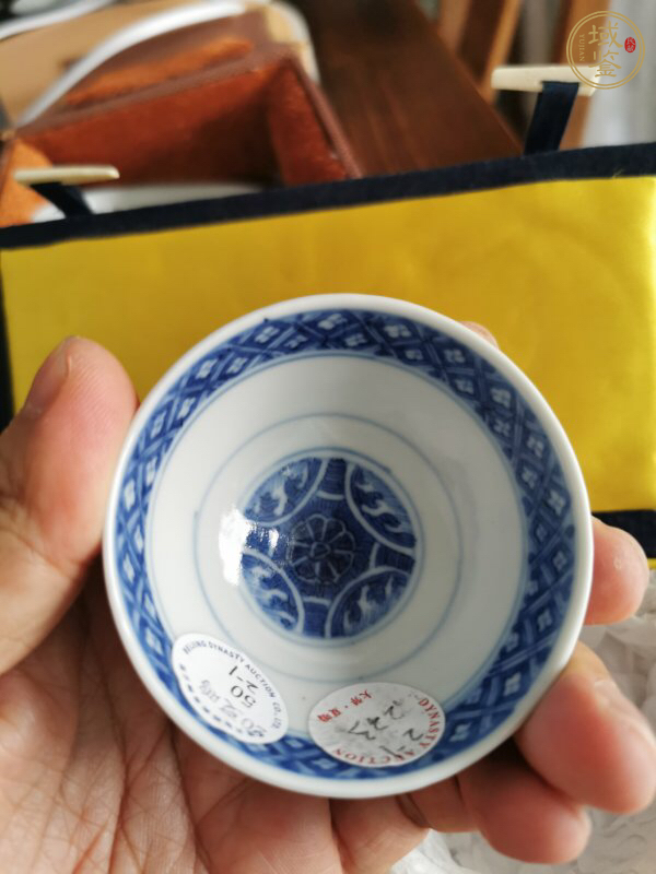 古玩陶瓷青花杯真品鑒賞圖