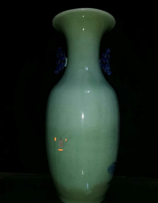 古玩陶瓷清代山水紋青花雙耳撇口瓶拍賣,當前價格2200元
