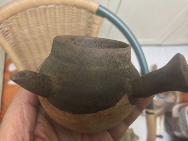 古玩陶瓷元·醬釉注壺拍賣,當(dāng)前價(jià)格800元