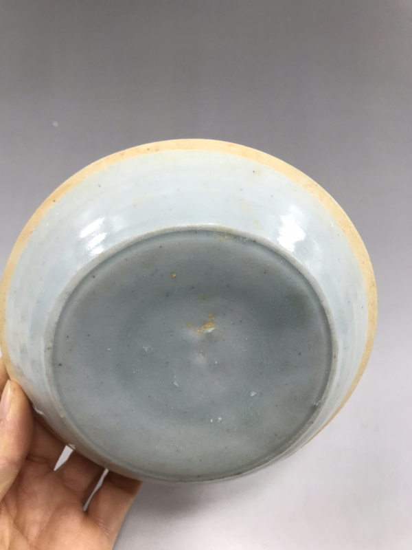 古玩陶瓷南宋湖田窯水波五條魚紋筆洗拍賣,當前價格5000元