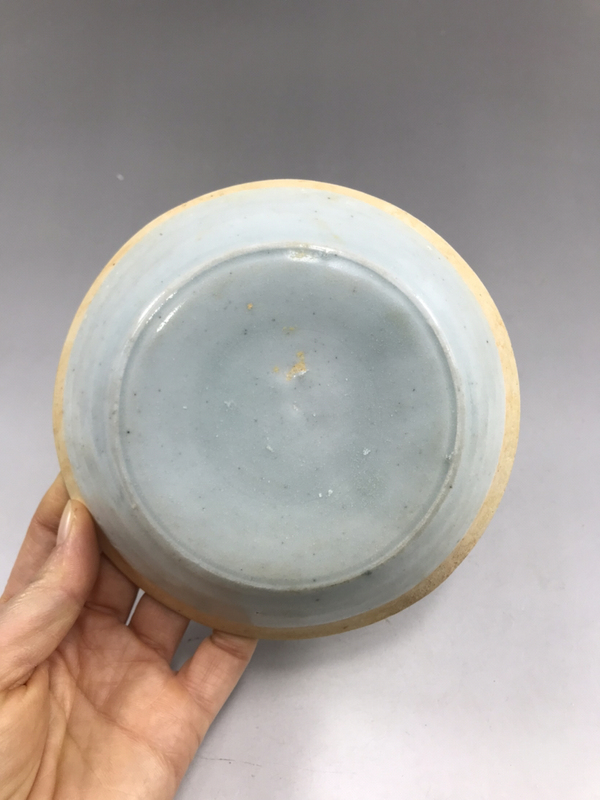 古玩陶瓷南宋湖田窯水波五條魚紋筆洗拍賣,當前價格5000元
