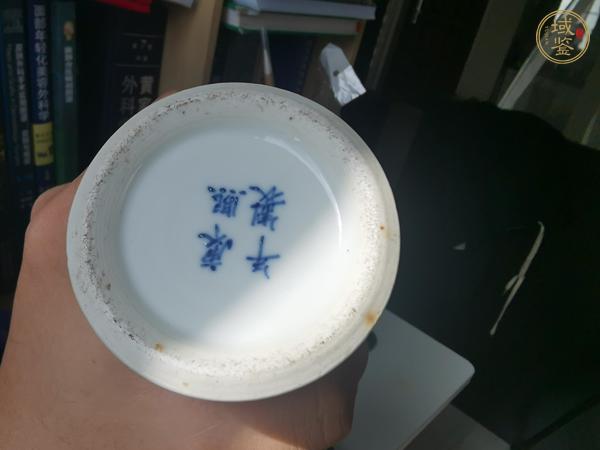 古玩陶瓷青花瓶真品鑒賞圖