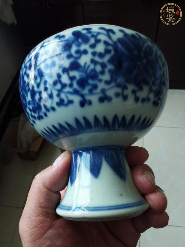 古玩陶瓷青花纏枝花卉紋豆真品鑒賞圖