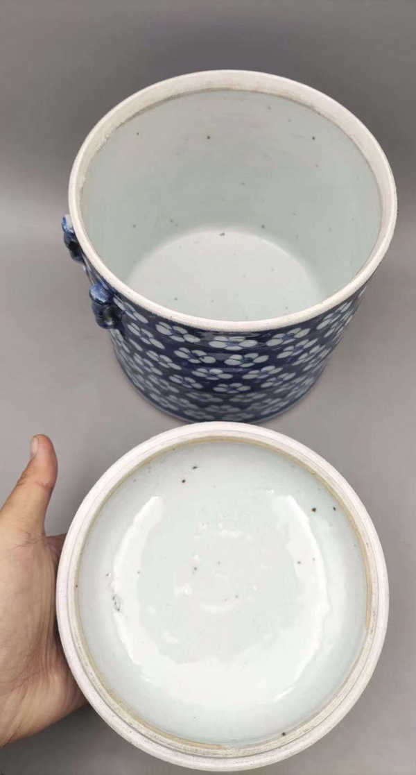 古玩陶瓷(精美細路)青花留白冰梅紋蓋缸拍賣,當前價格6888元