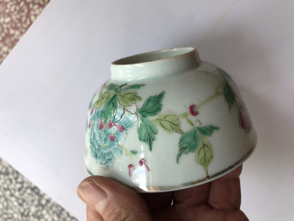 古玩陶瓷清晚期粉彩花卉紋吉祥如意碗拍賣,當(dāng)前價(jià)格2169元