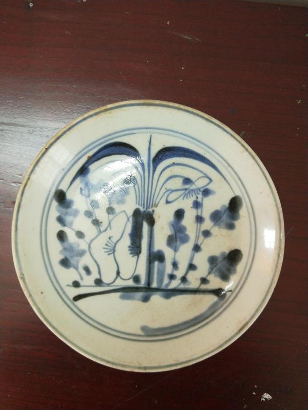 古玩轉(zhuǎn)賣(mài)青花蘭草紋盤(pán)拍賣(mài)，當(dāng)前價(jià)格14800元