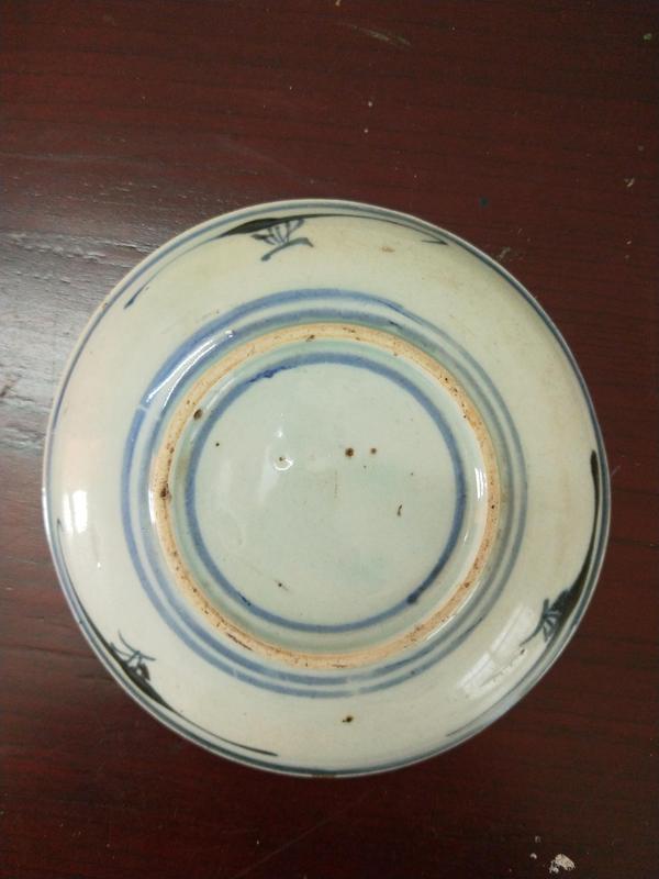 古玩陶瓷青花蘭草紋盤拍賣，當(dāng)前價(jià)格199元