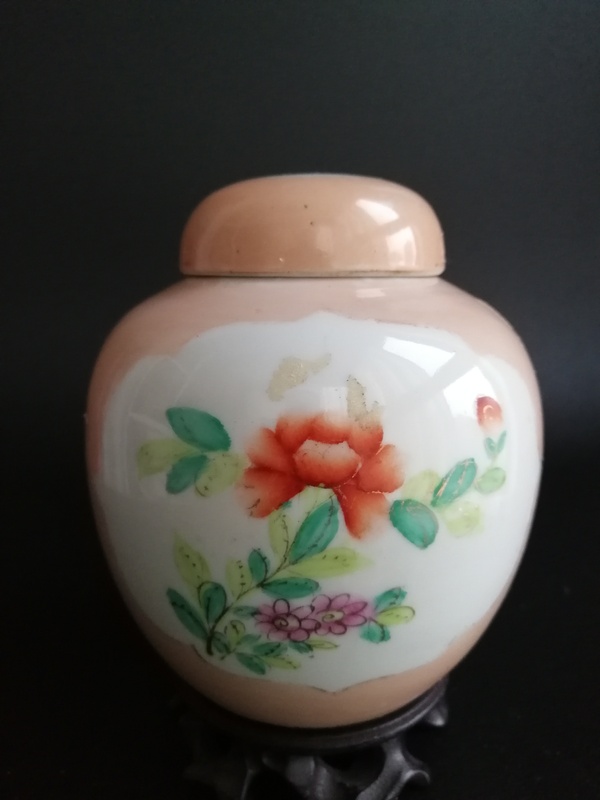 古玩陶瓷粉彩花卉紋蓋罐拍賣,當前價格1280元