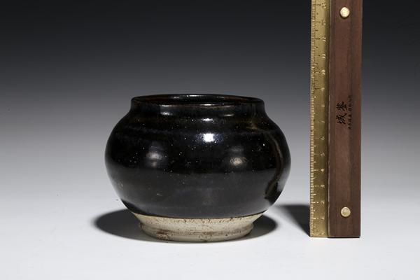 古玩陶瓷元明·窯變磁州窯黑釉小茶入拍賣,當前價格2899元