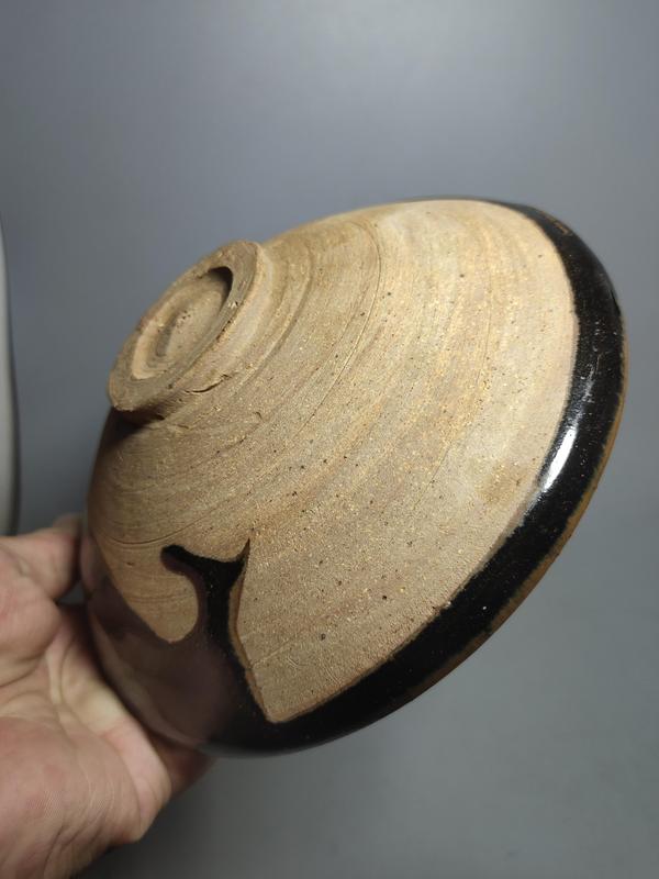 古玩陶瓷金元耀州窯黑釉斗笠大碗(精品黑釉)拍賣,當(dāng)前價格5000元